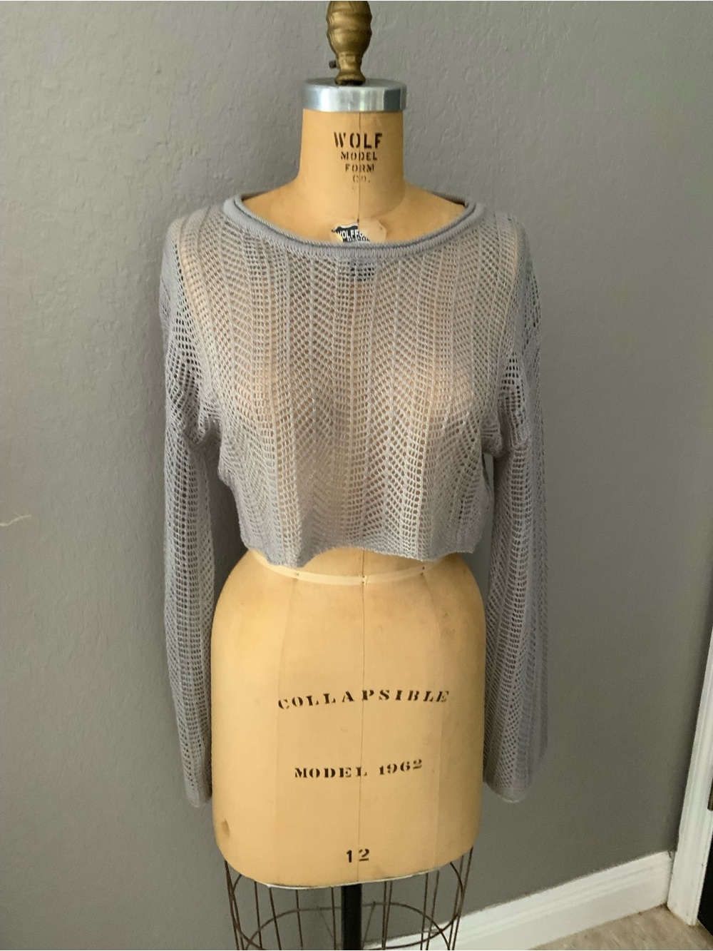 Love Tree Light Gray Open-Weave Cropped Crew Sweater, Boho